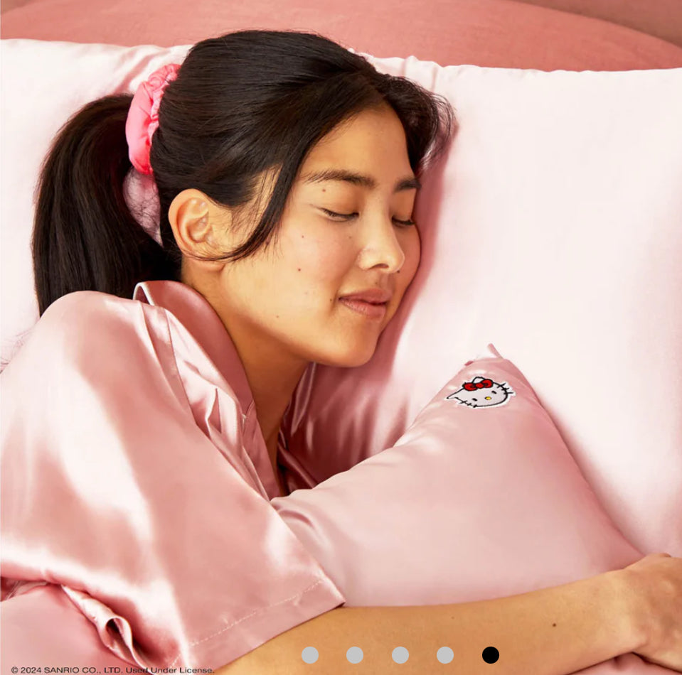 Kitsch x Hello Kitty Satin Pillowcase in Pink Hello Kitty Faces