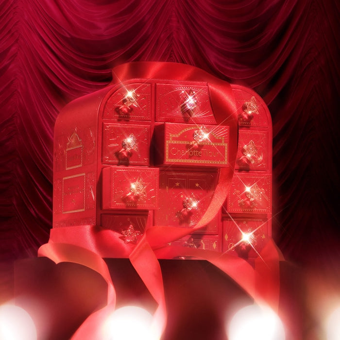 Charlotte Tilbury 
Charlotte's Hollywood Beauty Wonderland Advent Calendar