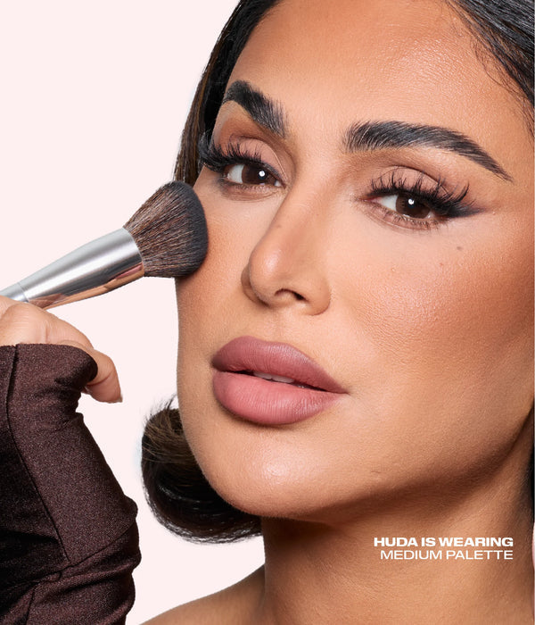 HUDA BEAUTY BRONZER AND CONTOUR BRUSH