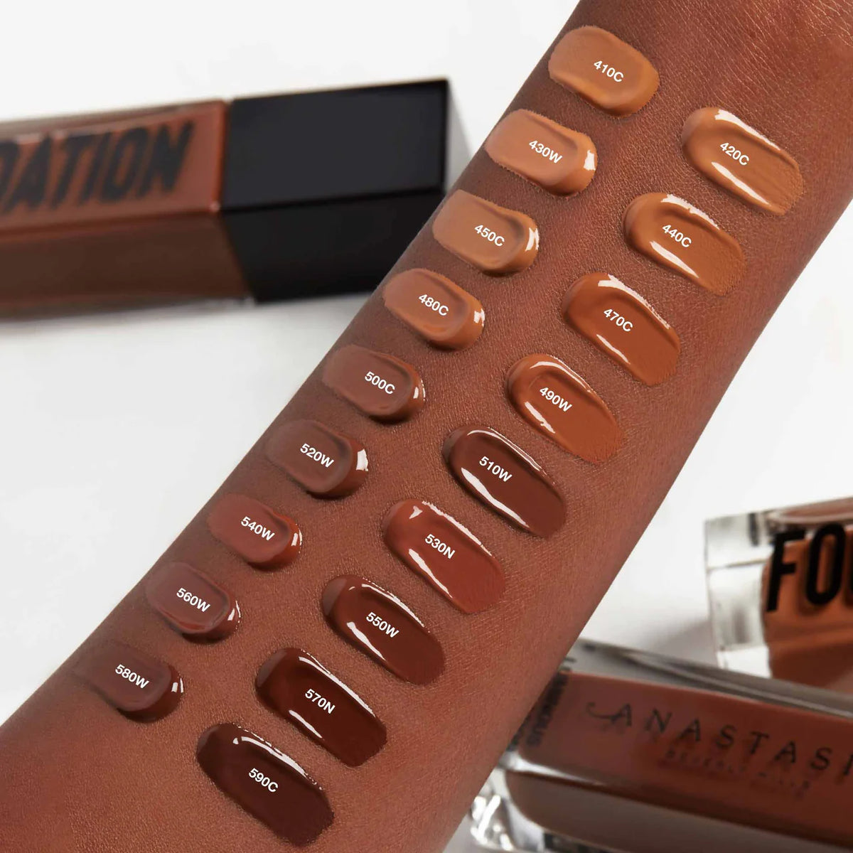 Anastasia Luminous Foundation - (160C / Fair skin with a cool golden undertone)