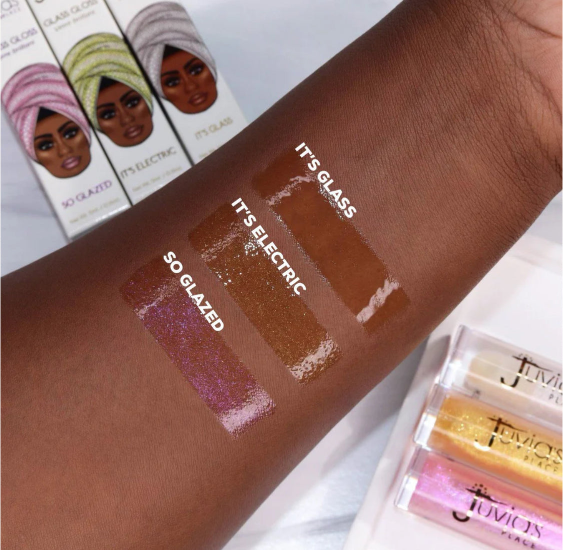 Juvia's Place Lip Reflect Gloss - Shade: Kiss me