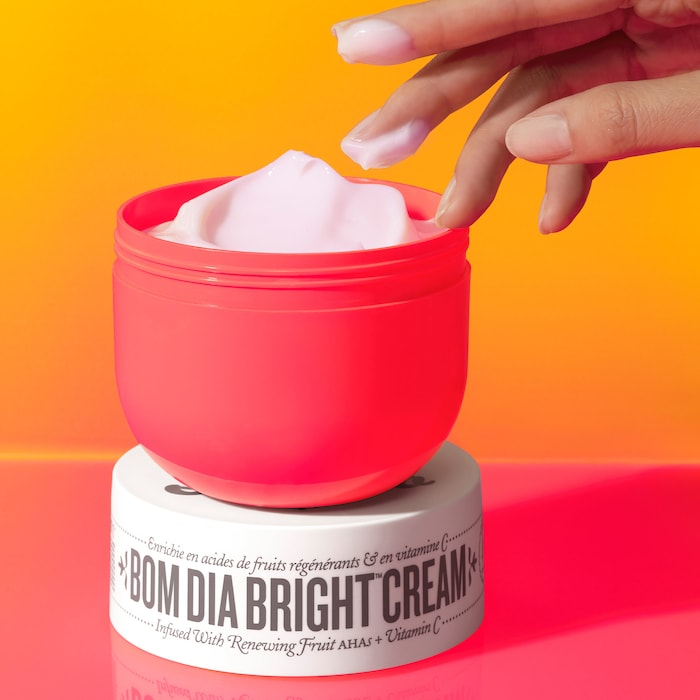 Bom Dia Bright Body Cream with Vitamin C