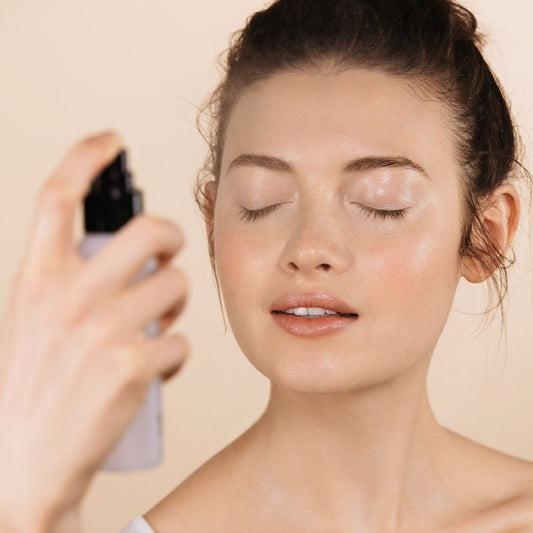 Mist & Fix Hydrating Setting Spray Mini