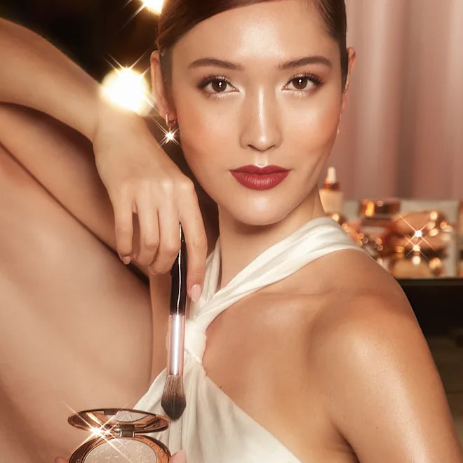 CHARLOTTE TILBURY HOLLYWOOD GLOW GLIDE FACE ARCHITECT HIGHLIGHTER MOONLIT GLOW