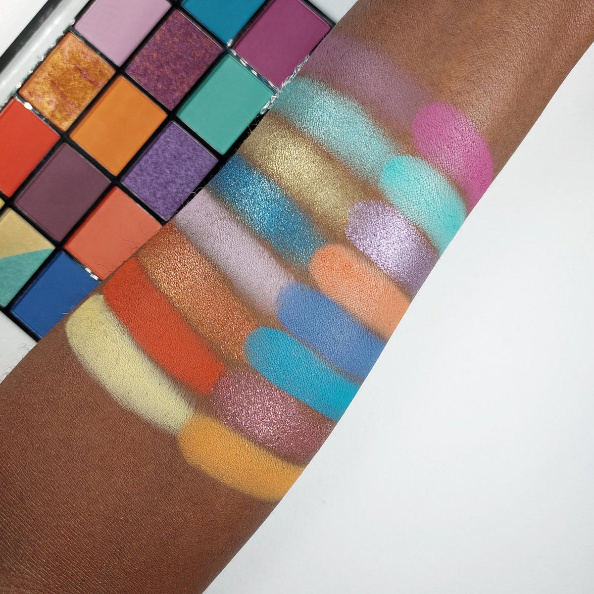 Makeup Revolution Reloaded Eyeshadow Palette Wild Nights