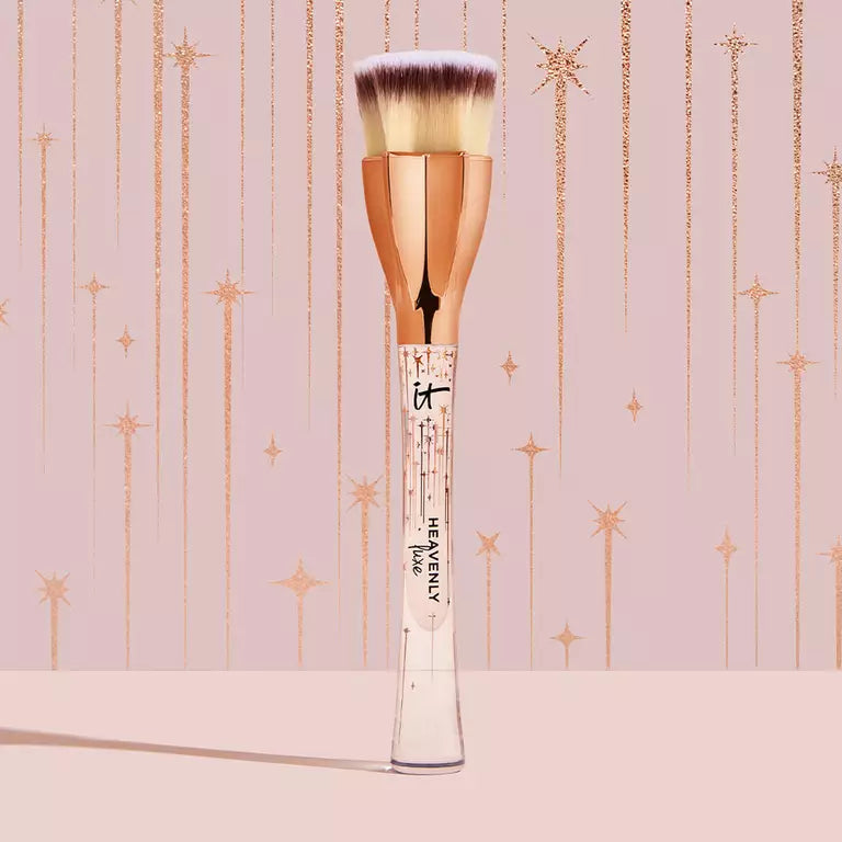 It Cosmetics Heavenly Luxe Superstar Flawless Foundation Brush