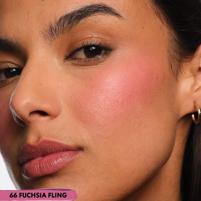 Yves Saint Laurent 
Make Me Blush 12H Blurring Liquid Blush