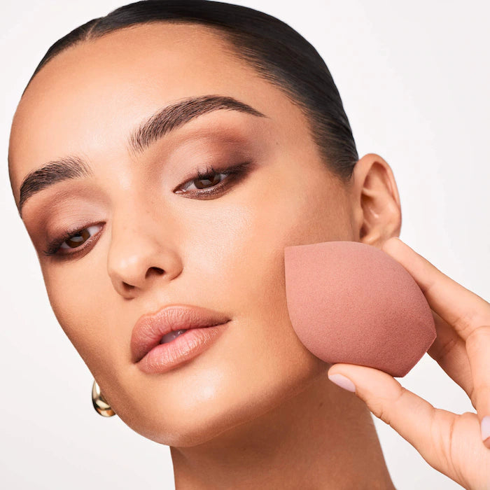 PATRICK TA 
Major Skin 5-In-1 Blending Sponge